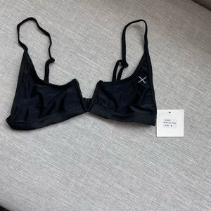 Boutine LA bikini top